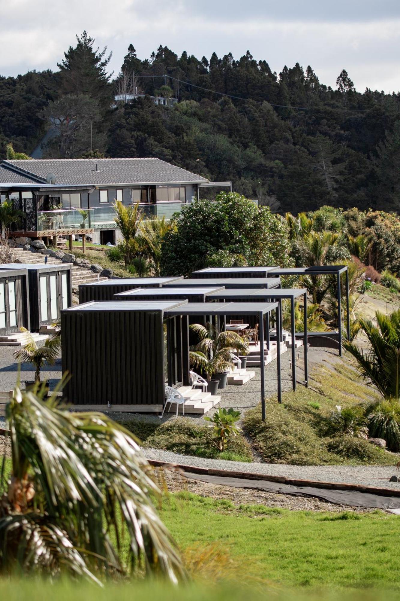Aotearoa Surf Eco Pods Ξενοδοχείο Te Arai Εξωτερικό φωτογραφία
